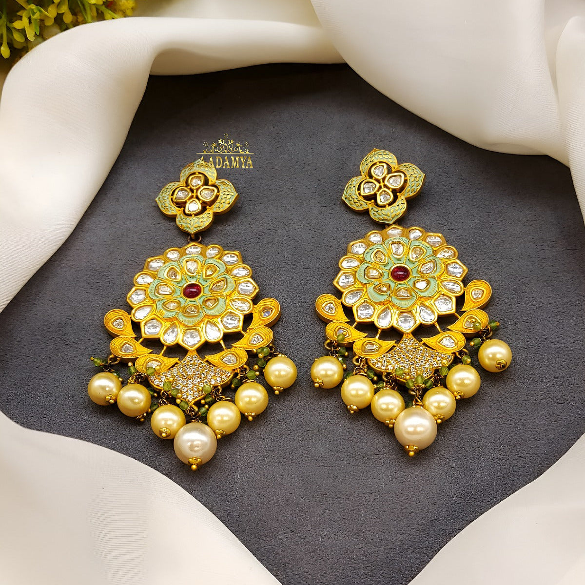 EARINGS