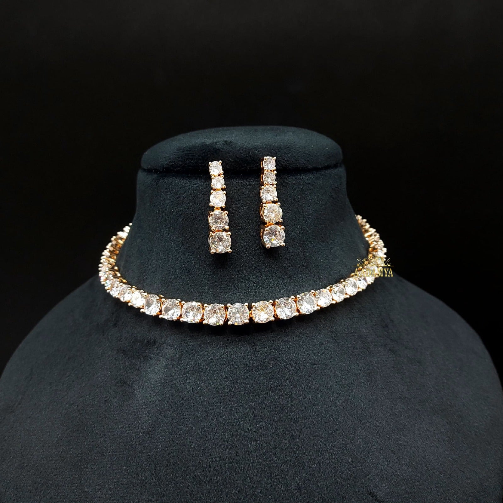 A.D NECKLACE SINGLE LINE