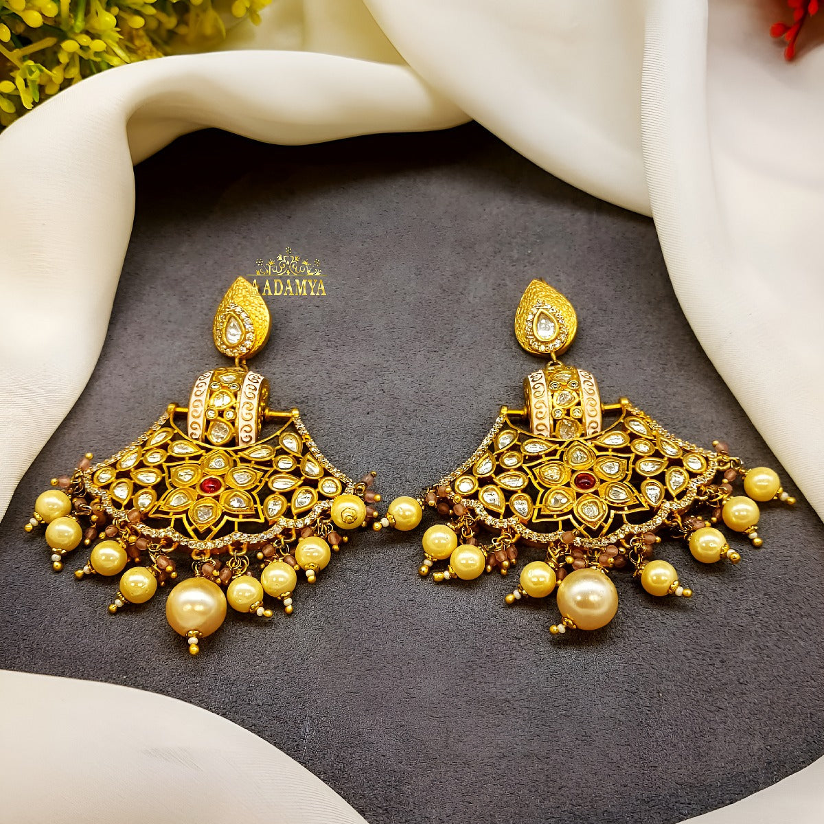EARINGS