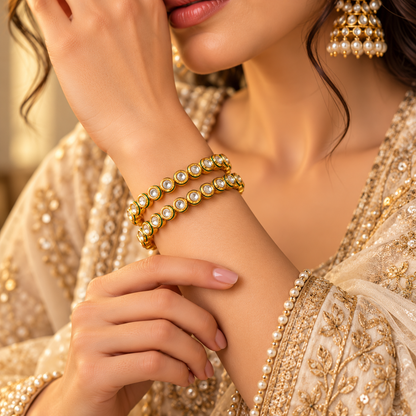 Delicate Small Round Kundan Bangles (2 Pcs)