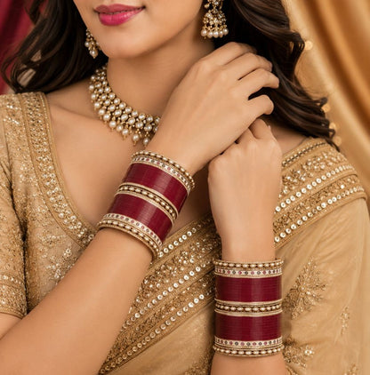 DEEP RED CHURA WITH SINGLE LINE KUNDAN BANGLES