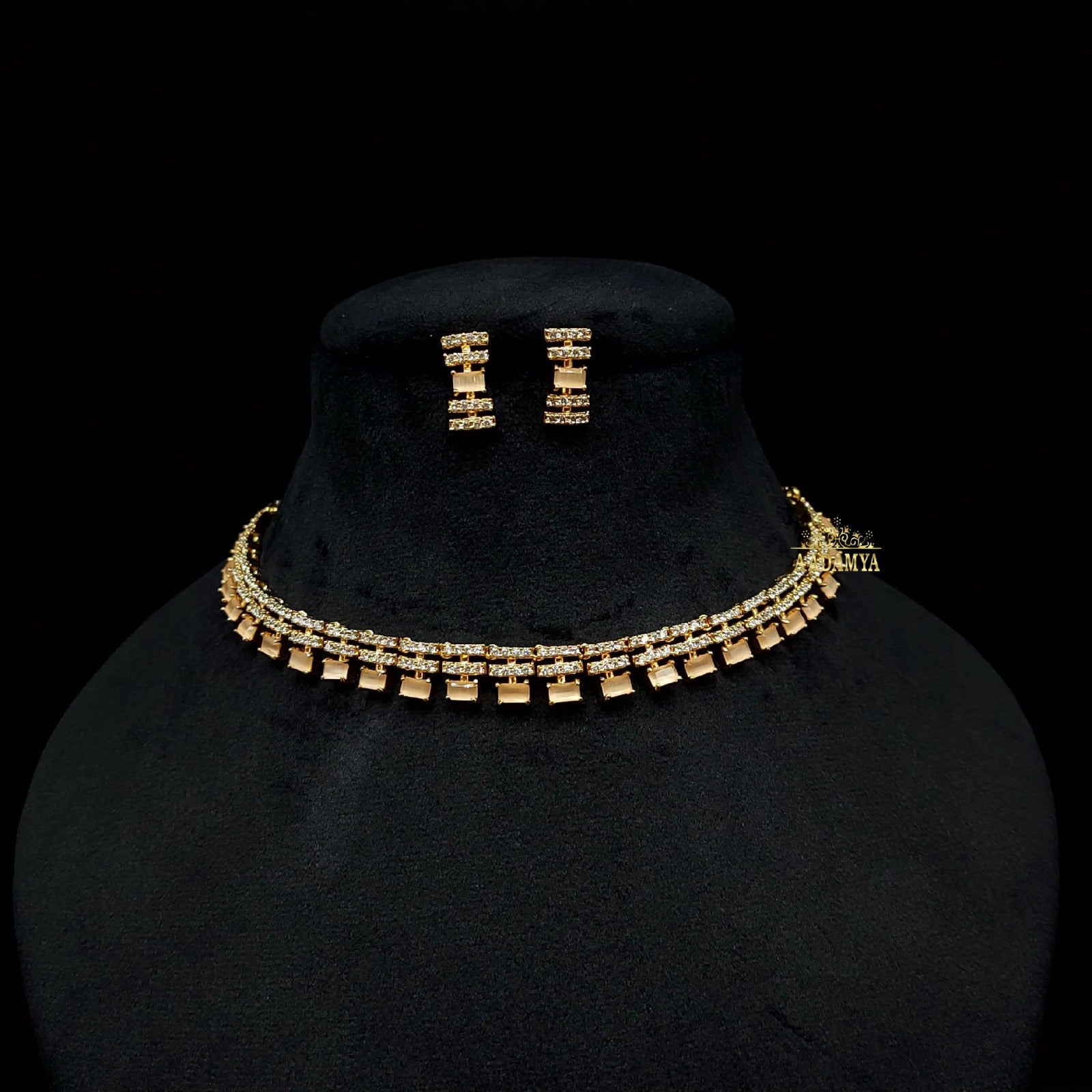 A.D NECKLACE SINGLE LINE