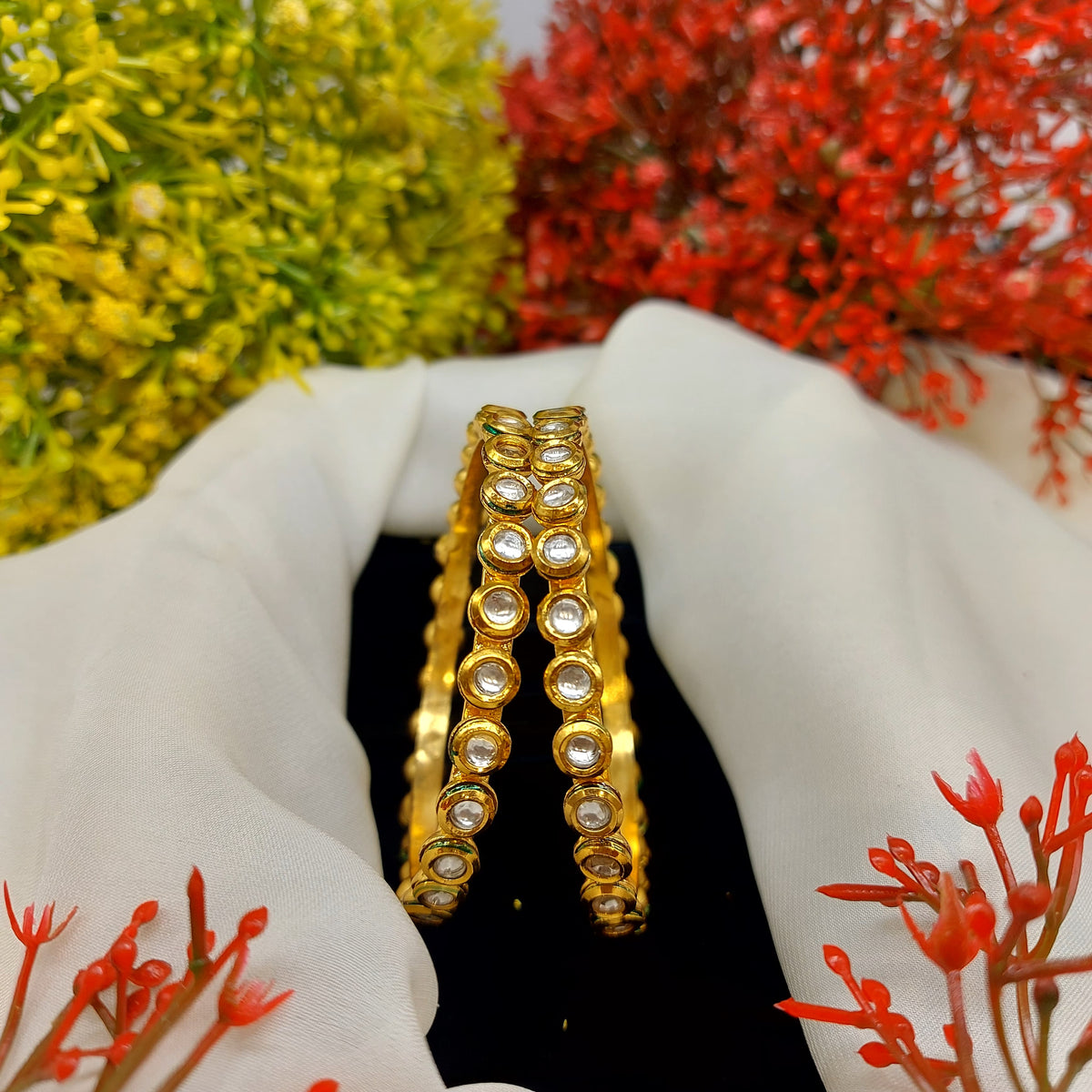Delicate Small Round Kundan Bangles (2 Pcs)
